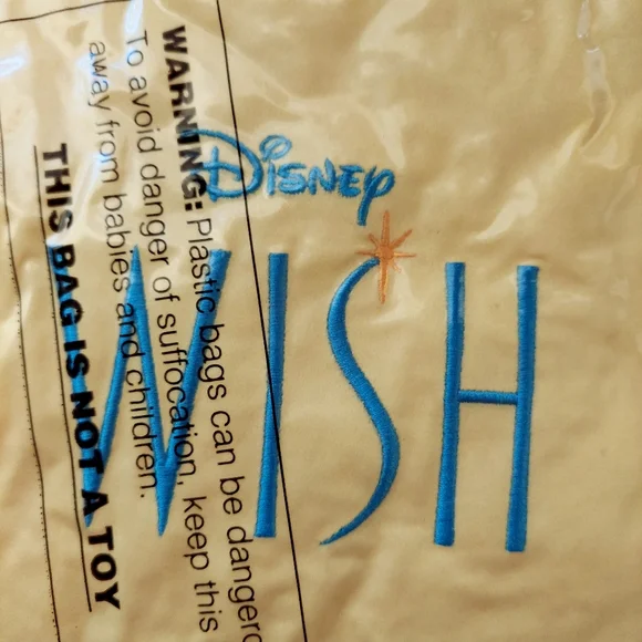 Disney's Wish Star plush cushion. New in vacuum sealed package. - Picture 4 of 14